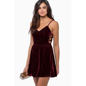 Tobi burgundy velvet dress with caged side